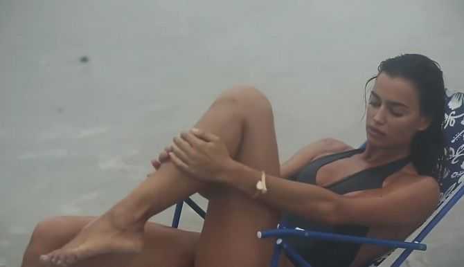 Голая Ирина Шейк фото 23