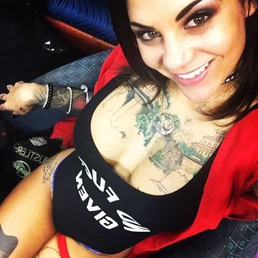 Голая Бонни Роттен фото 7