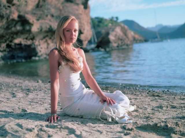 Голая Габриэла Спаник фото 19