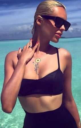 Голая Ханна Певица фото 6