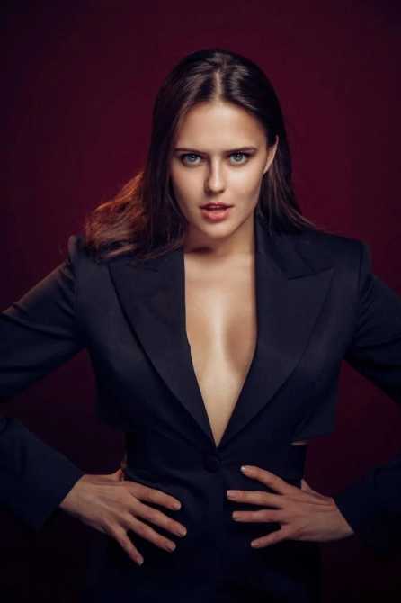 Голая Ксения Утехина фото 8