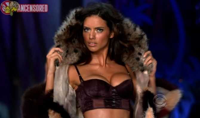 Голая Адриана Лима фото 2