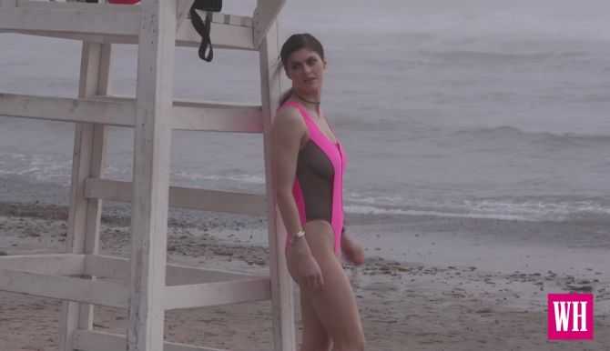 Голая Александра Даддарио фото 16