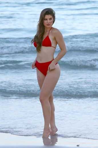 Голая Аманда Керни фото 21