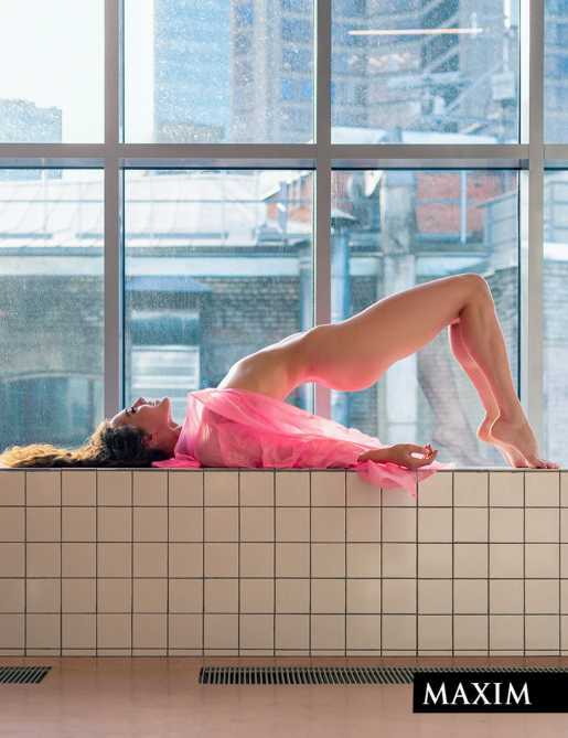 Голая Ангелина Поплавская фото 9