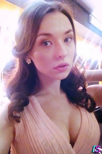 Голая Юля из Универа фото 7