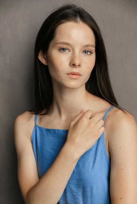 Голая Ксения Трейстер фото 7