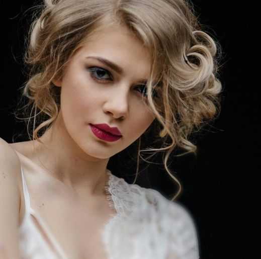 Голая Анастасия Зенкович фото 18