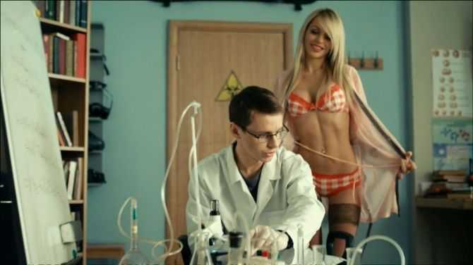 Голая Маша из Универа фото 4