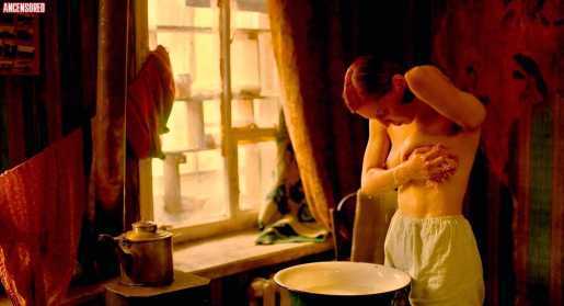 Голая Василиса Перелыгина фото 1