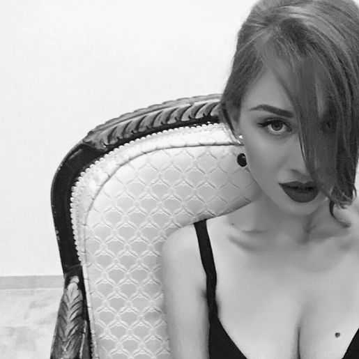 Голая Вика из Универа фото 4