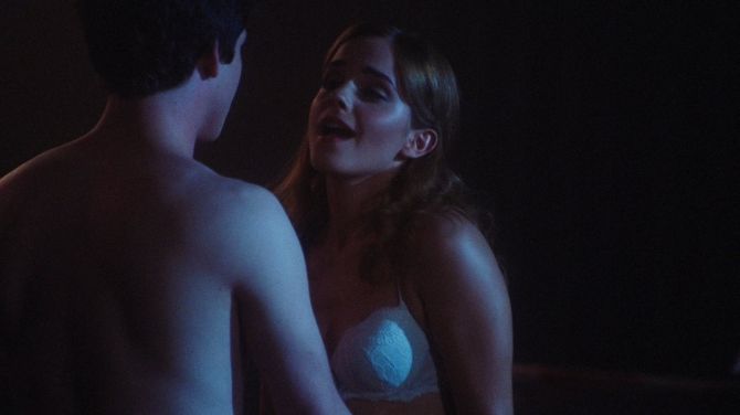 Голая Эмма Уотсон фото 20