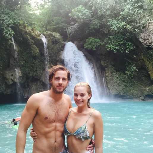 Голая Марго Робби фото 44