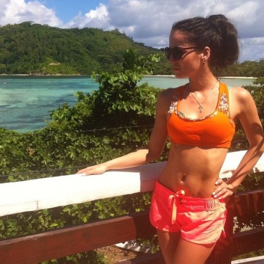 Голая Александра Гозиас фото 6