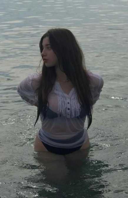 Голая Полина Гухман фото 1