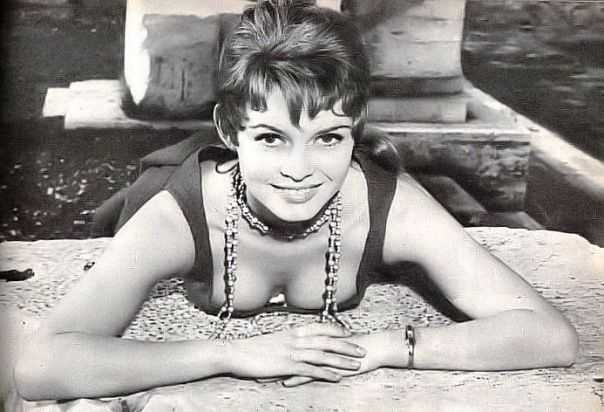 Голая Бриджит Бардо фото 63