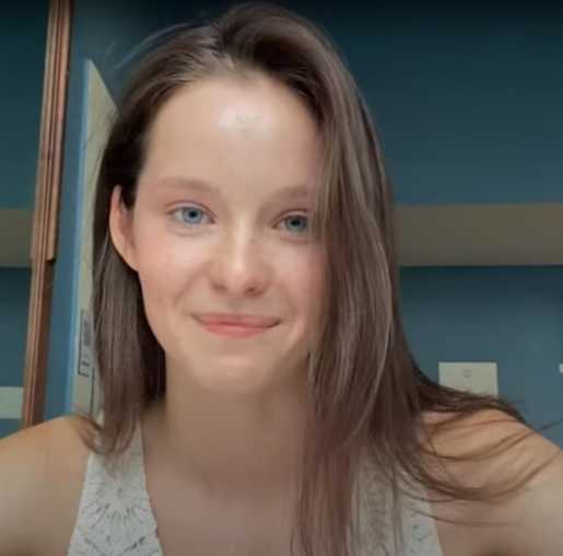 Голая Ксения Трейстер фото 9