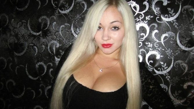 Голая Анна Костенко фото 7