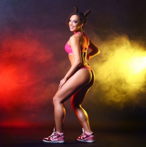 Голая Анна Рот фото 3