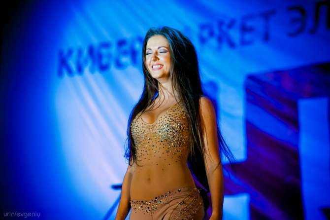 Голая Нюша фото 16