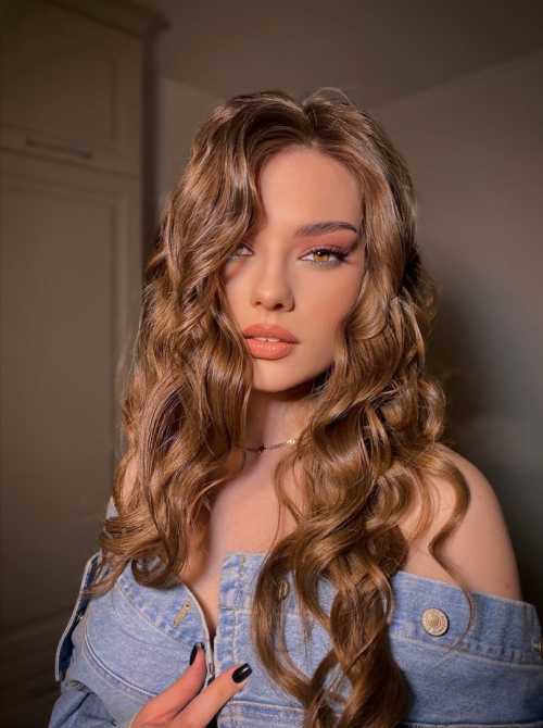 Голая Лиана Гриба фото 23