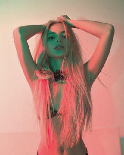 Голая Яна Шелестовская фото 7