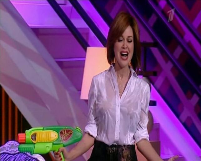 Голая Анастасия Заворотнюк фото 22