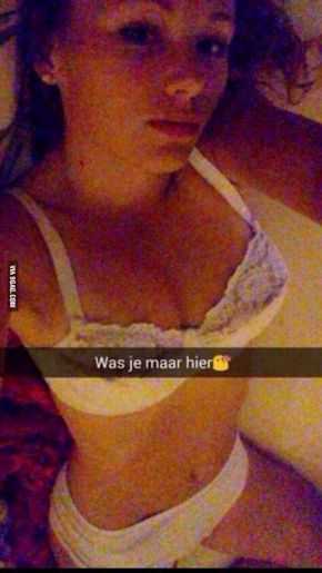 Голая Пак Мунен фото 2