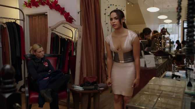 Голая Моника Реймунд фото 4