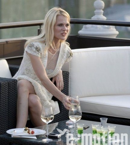 Голая Ольга Фреймут фото 13