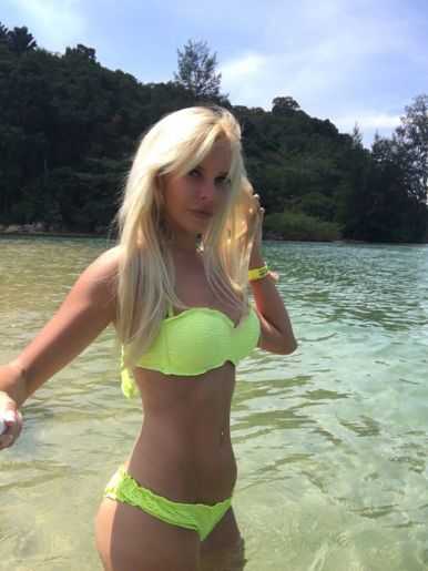 Голая Александра Макаревич фото 4