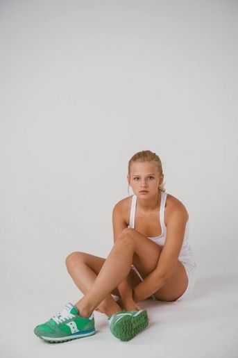 Голая Александра Бортич фото 6