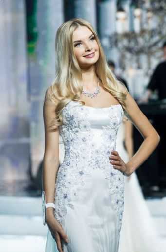 Голая Полина Попова фото 4