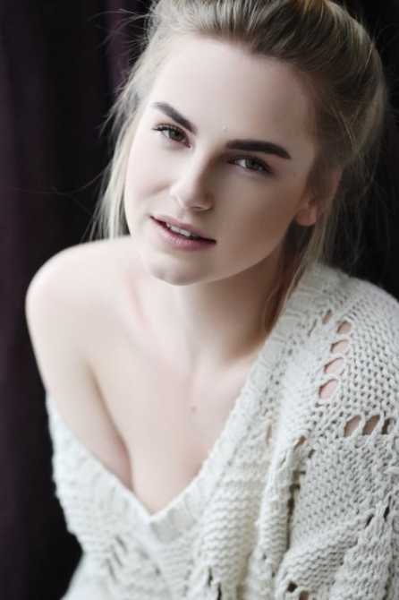 Голая Линда Лапиньш фото 19