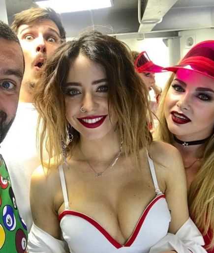 Голая Надя Дорофеева фото 38