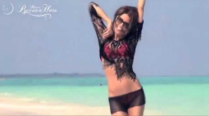 Голая Алина Артц фото 20