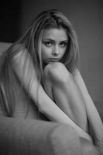 Голая Арина из Физрука фото 4