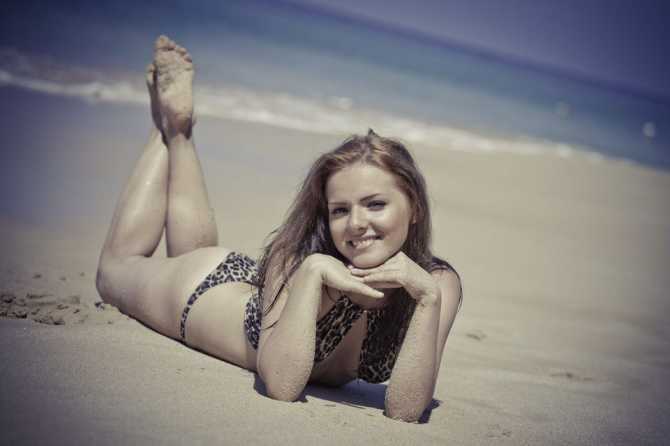 Голая Анна Глаубэ фото 27