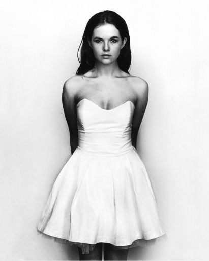 Голая Зои Дойч фото 9