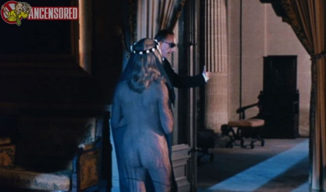 Голая Катрин Денев фото 4