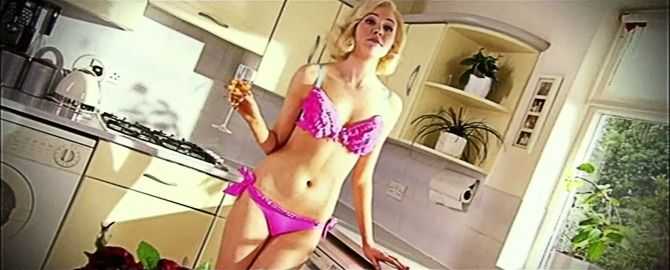 Голая Карен Гиллан фото 3