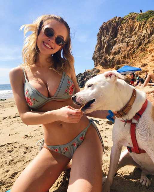 Голая Сидни Суини фото 19