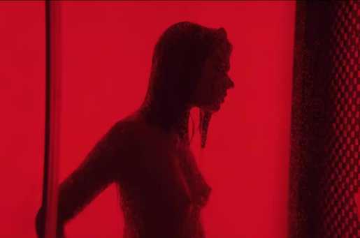 Голая Ира из слово пацана фото 13