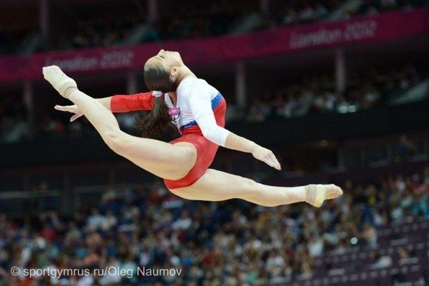 Голая Алия Мустафина фото 15