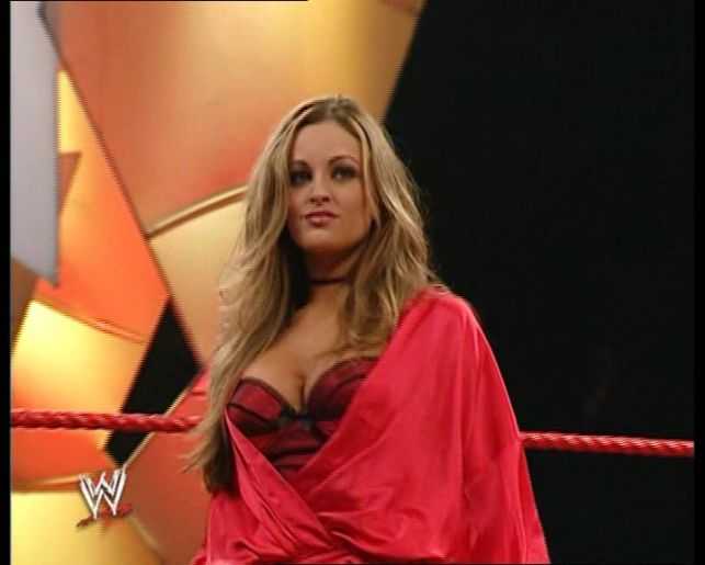 Голая Мария Канеллис фото 15