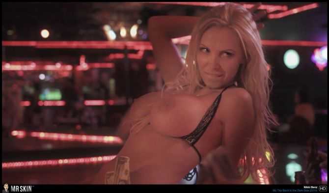 Голая Никки Бенц фото 6