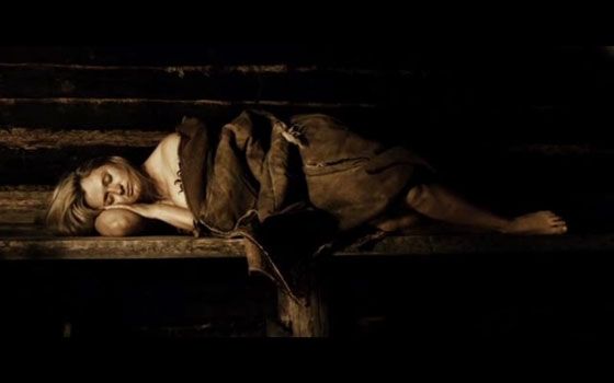 Голая Анна Михалкова фото 3