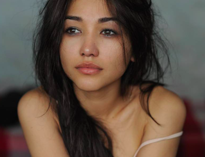 Голая Дильбар Файзиева фото 4