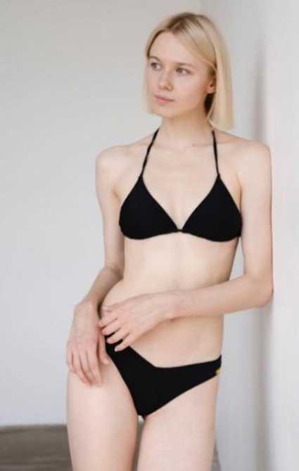 Голая Александра Хромова фото 2