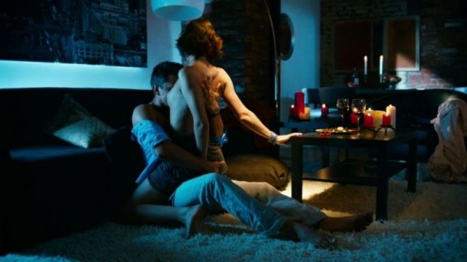 Голая Оля  из Молодёжки фото 4